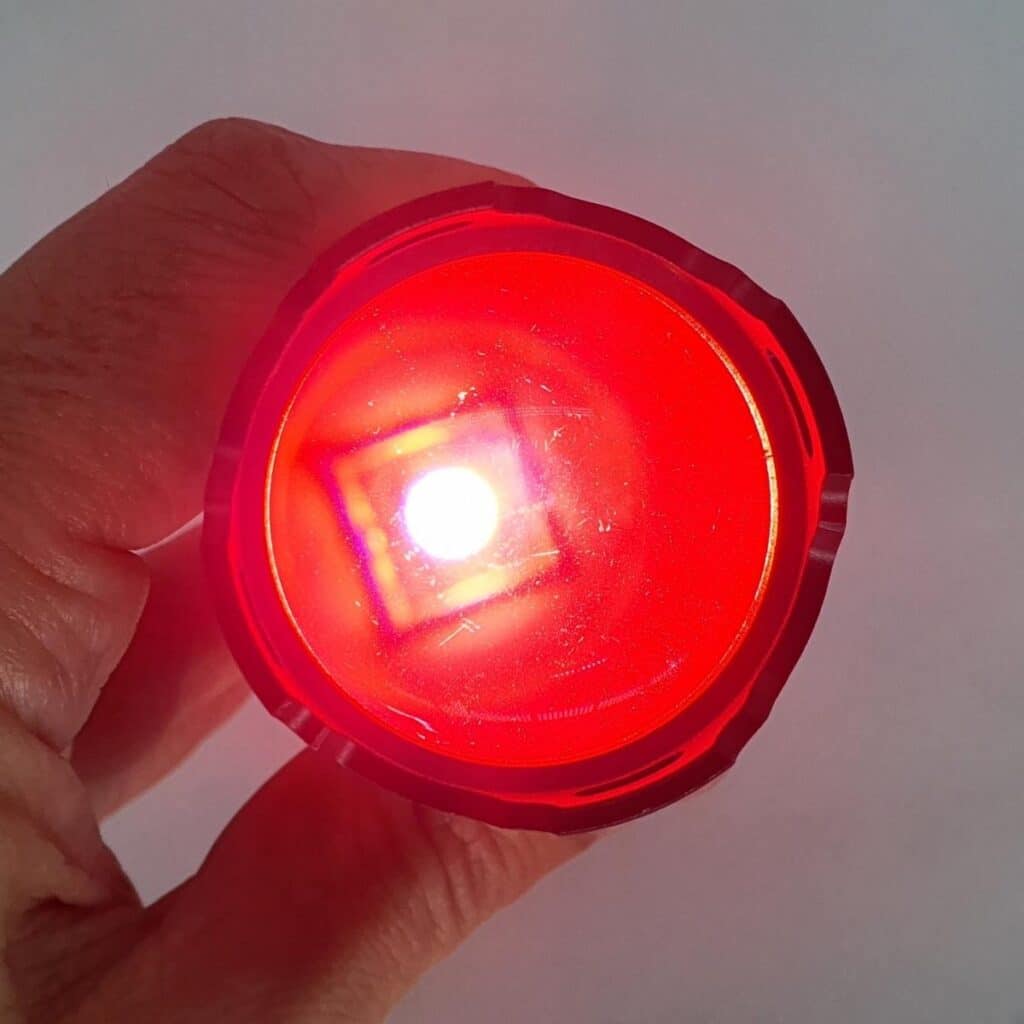 Lanterna Tática Led XML V3 Vermelha Recarregável 1 Modo/ Foco Fixo USB-C JY-8929 — foto 6