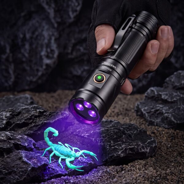 Lanterna Tática Luz Negra UV 365nm Profissional 30W Com Filtro Black Mirror (Triplo LED)